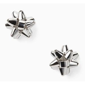 π Kate Spade Silver Bourgeois Bow Stud Earrings